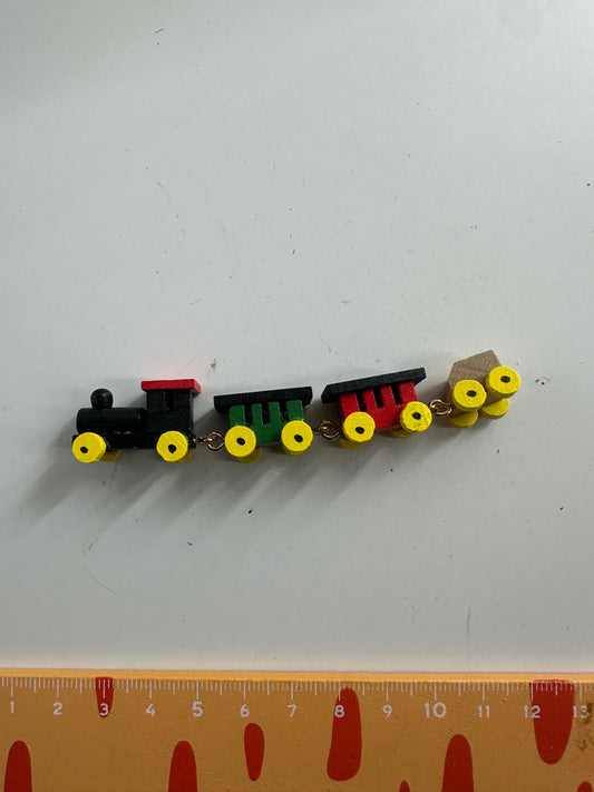 Lily minis-dollhouse Wooden small train