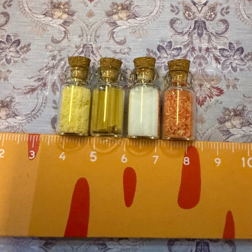 Lily minis-dollhouse miniature pasta sets 4 bottles