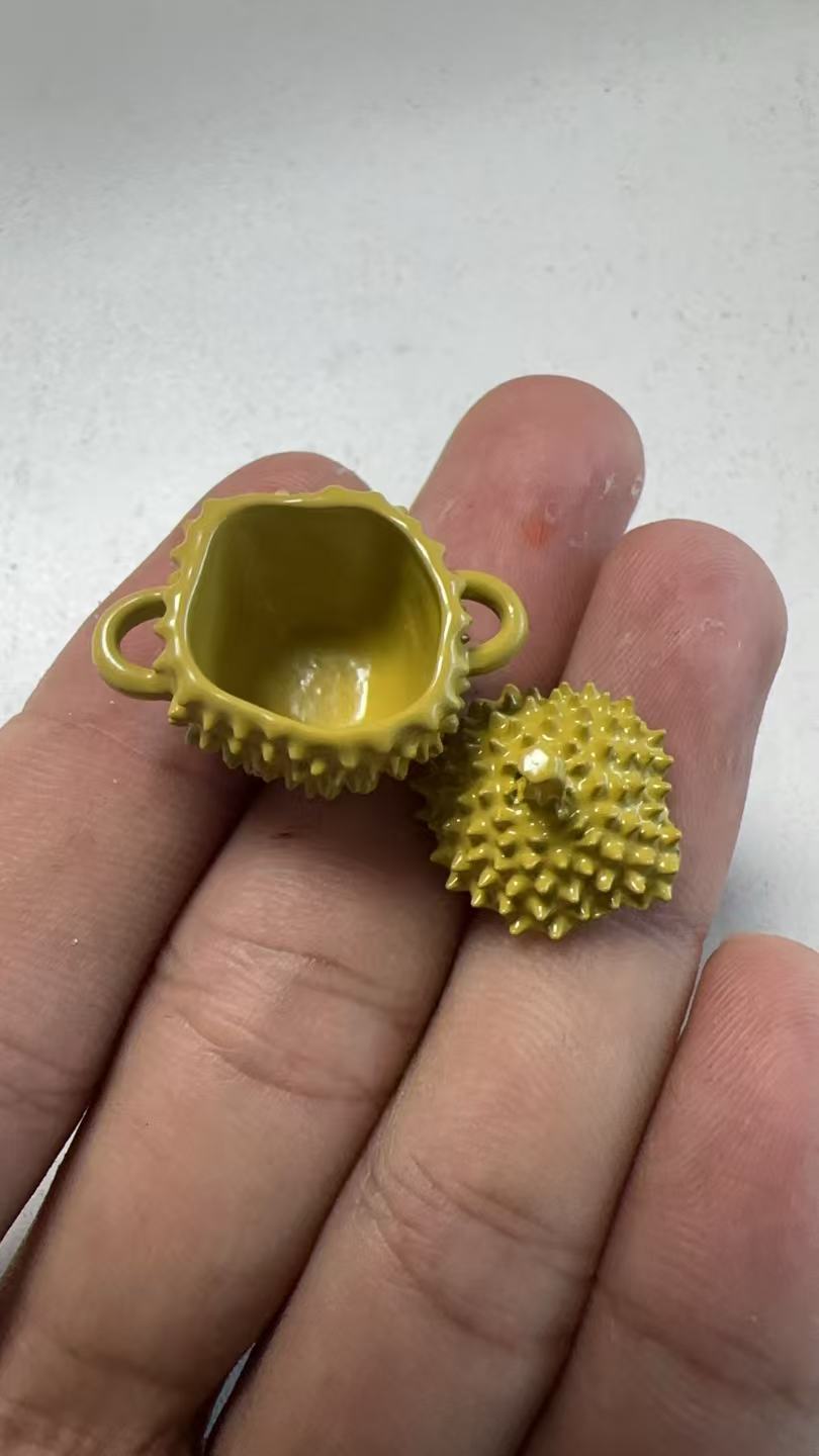 Lily minis-dollhouse Miniature Durian Shaped Cooking Pot
