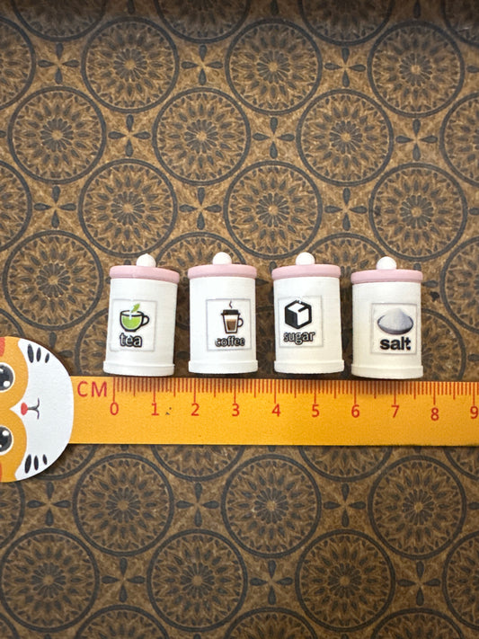 Lily minis-dollhouse miniature Seasoning bottle set 4pcs