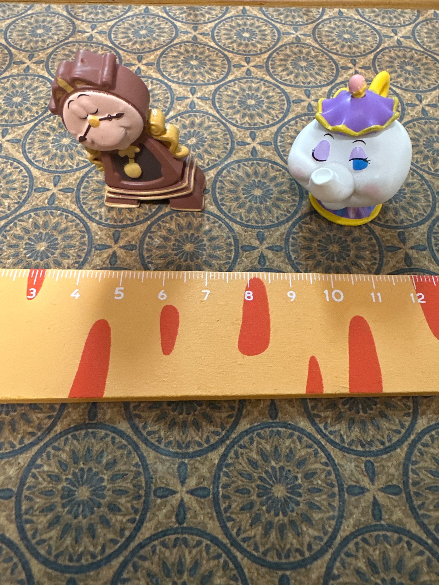 Lily minis-dollhouse miniature Beauty and the Beast Model