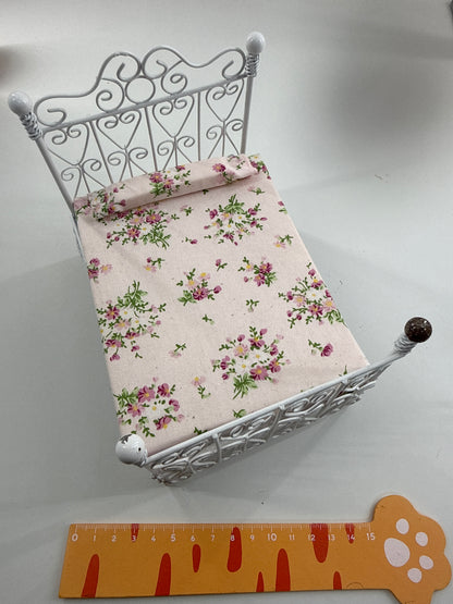 Lily minis-dollhouse Iron art double wear Flaw