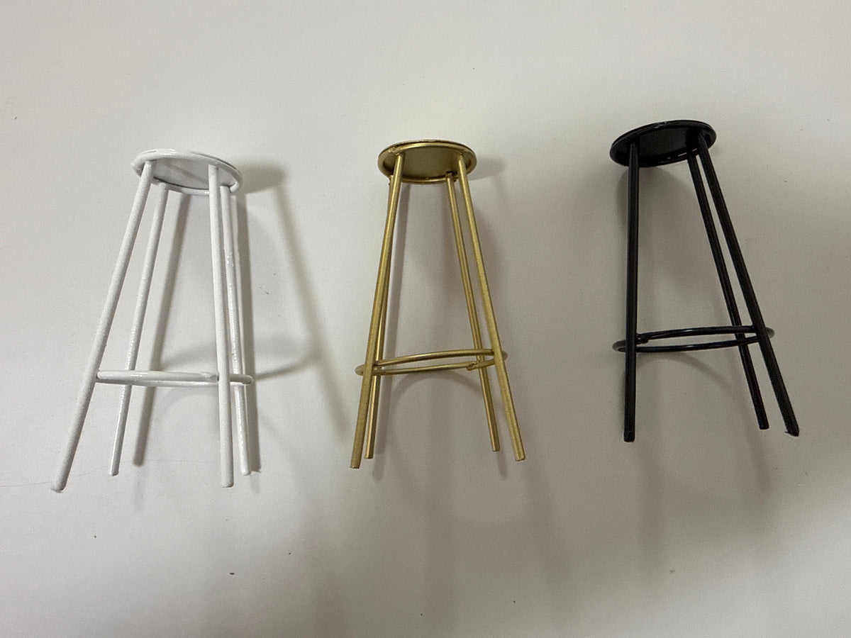Lily minis-dollhouse High foot stool 1pcs Random styles