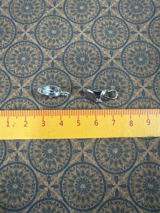 Lily minis-dollhouse miniature Metal kitchen utensils