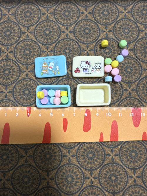 Lily minis-dollhouse miniature HK Macaron set*2