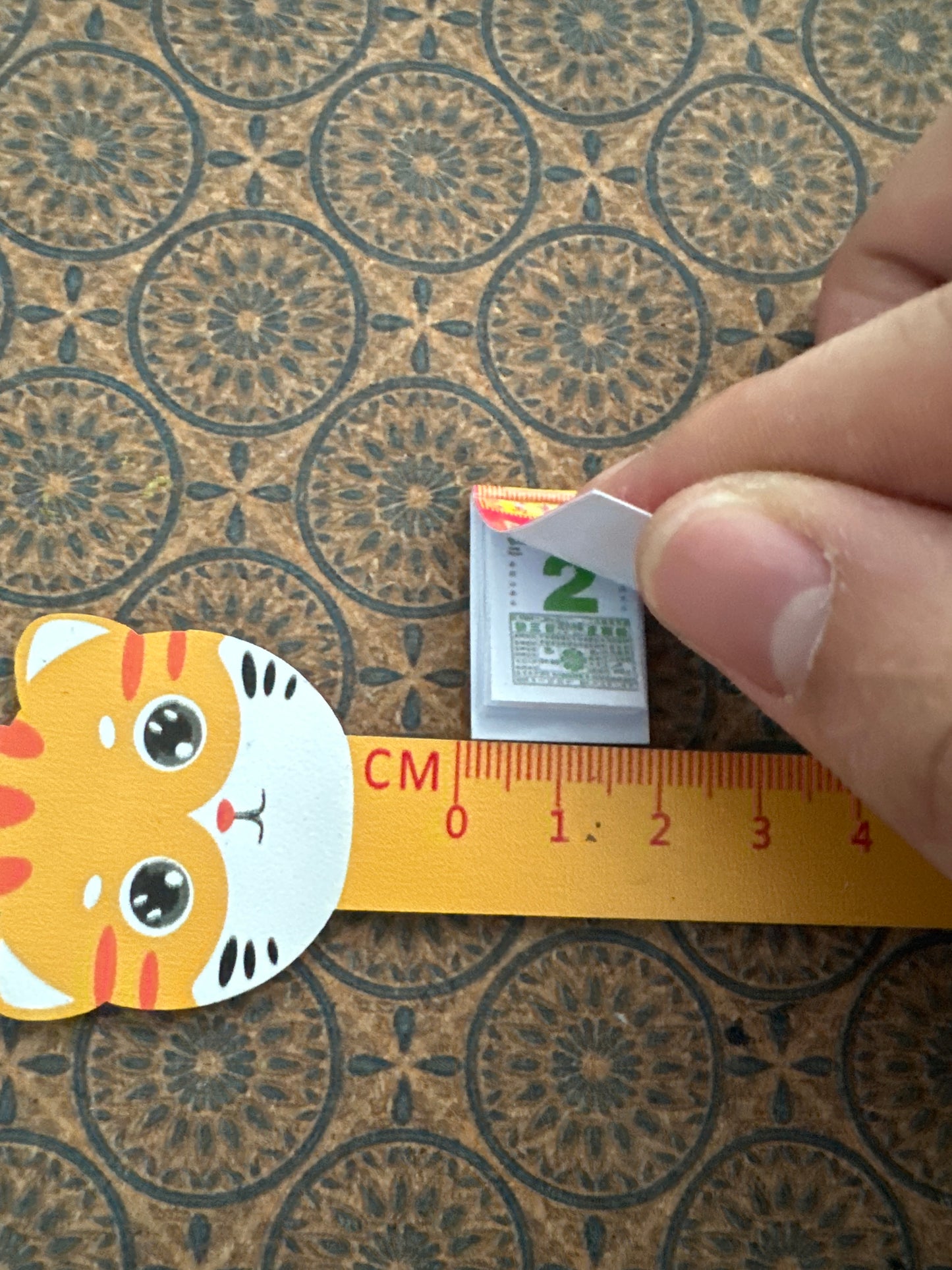 Lily minis-dollhouse miniature Traditional Chinese color wall calendar