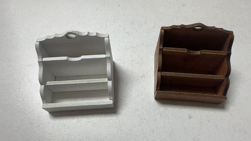 Lily minis-dollhouse Wooden Wall Organizer Shelf