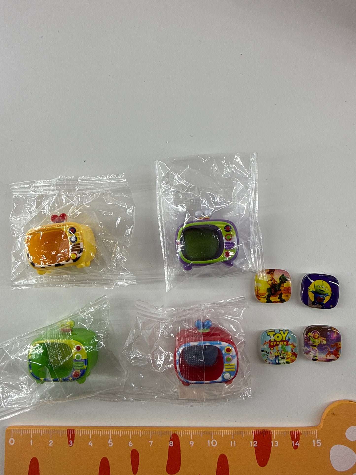 Lily minis-dollhouse Total M mobilization Tv 1pcs Random styles