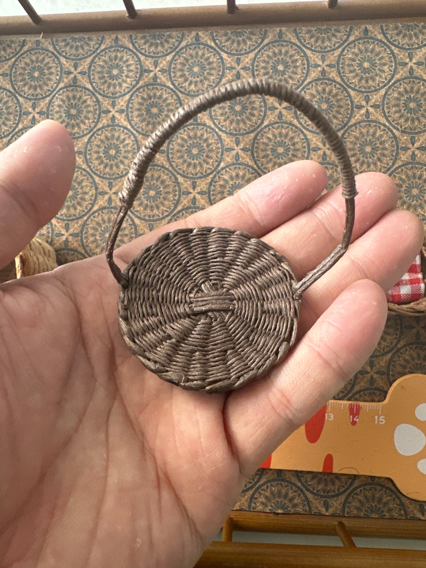 Lily minis-dollhouse miniature Basket