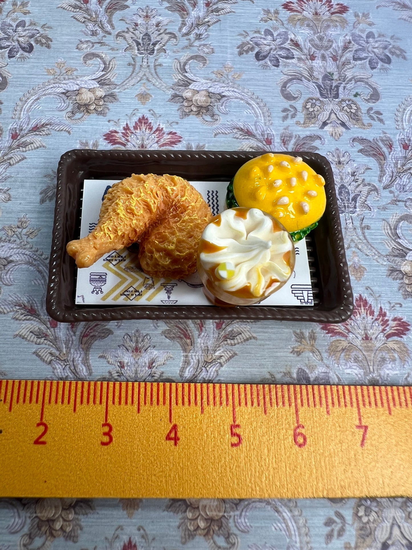 Lily minis-dollhouse miniature fast food sets