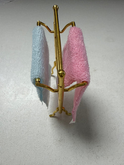 Lily minis-dollhouse Towel rack