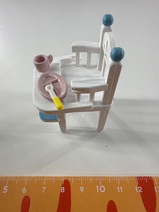 Lily minis-dollhouse Baby chair