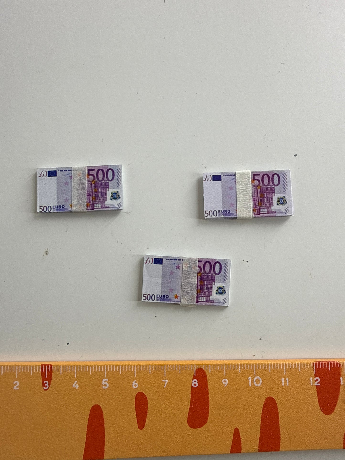 Lily minis-dollhouse Paper money