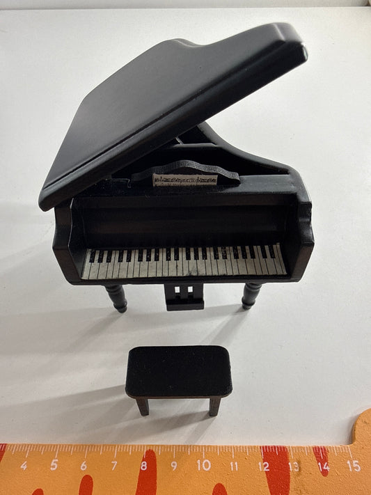 Lily minis-dollhouse Piano