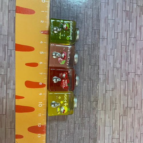 Lily minis-dollhouse miniature HK drinks 4 pcs