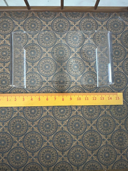 Lily minis-dollhouse miniature Transparent coffee table