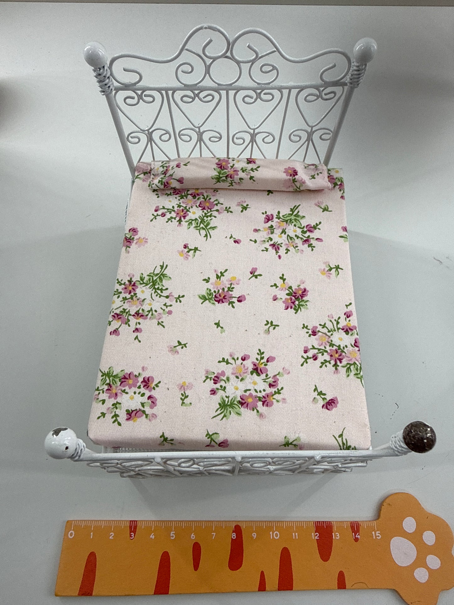 Lily minis-dollhouse Iron art double wear Flaw