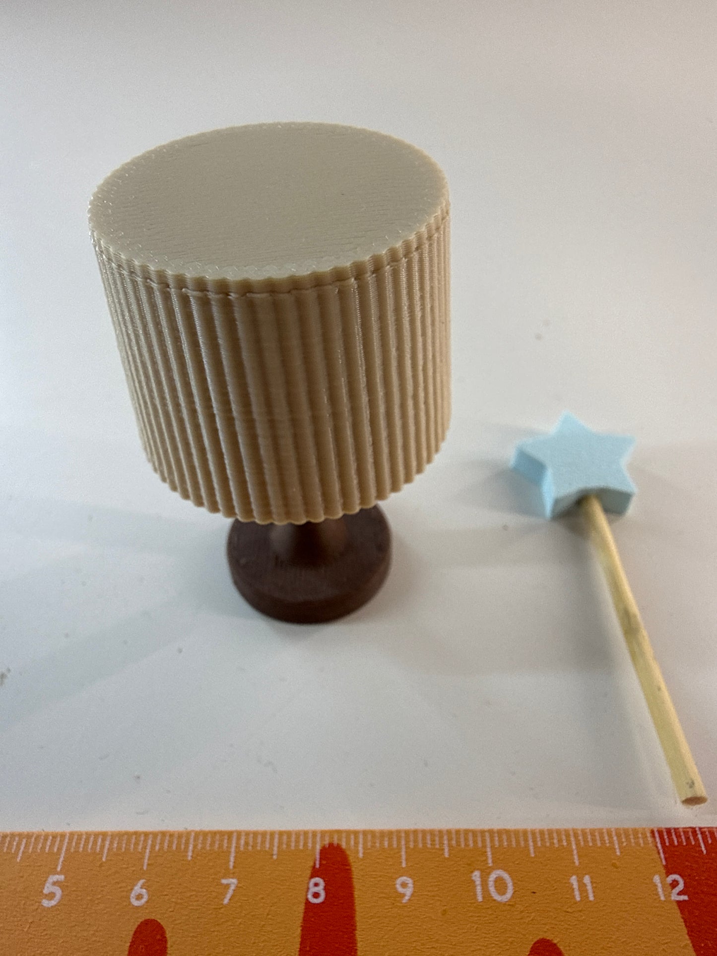 Lily minis-dollhouse Vintage table lamp