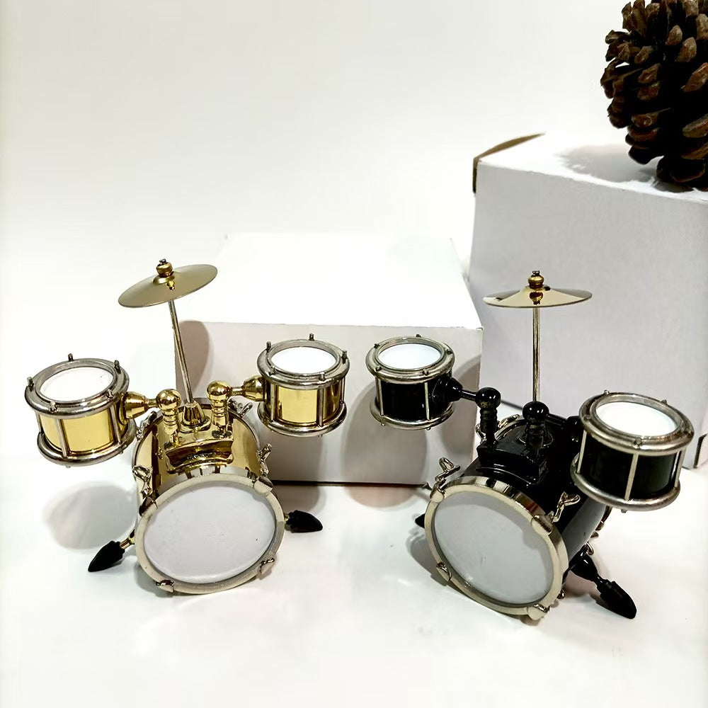 Miniature drum kit mini small musical instrument exquisite miniature DIY handmade decoration drum set 8x6cm