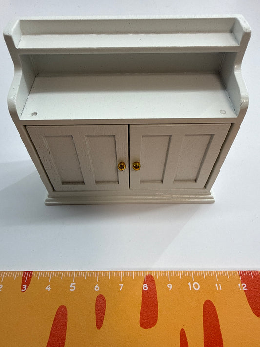 Lily minis-dollhouse Hanging cabinet