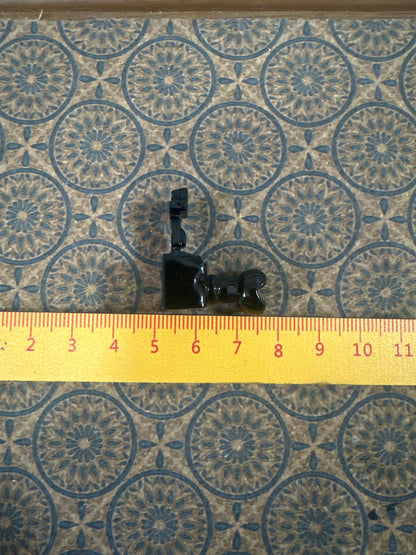 Lily minis-dollhouse miniature Metal camera model