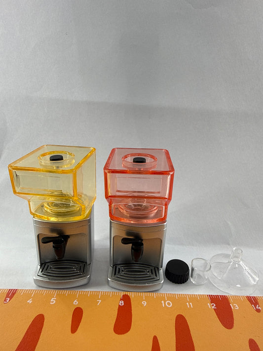Lily minis-dollhouse Water dispenser 1pcs Happen randomly