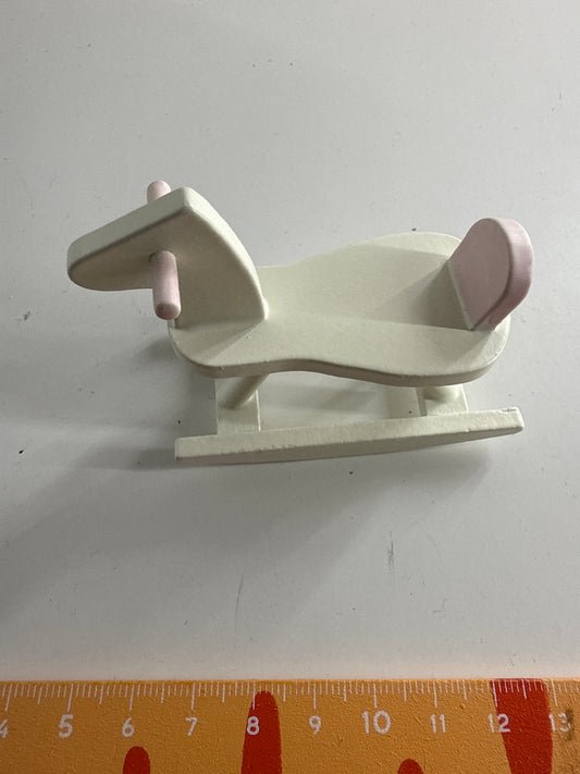 Lily minis-dollhouse Wooden Trojan horse
