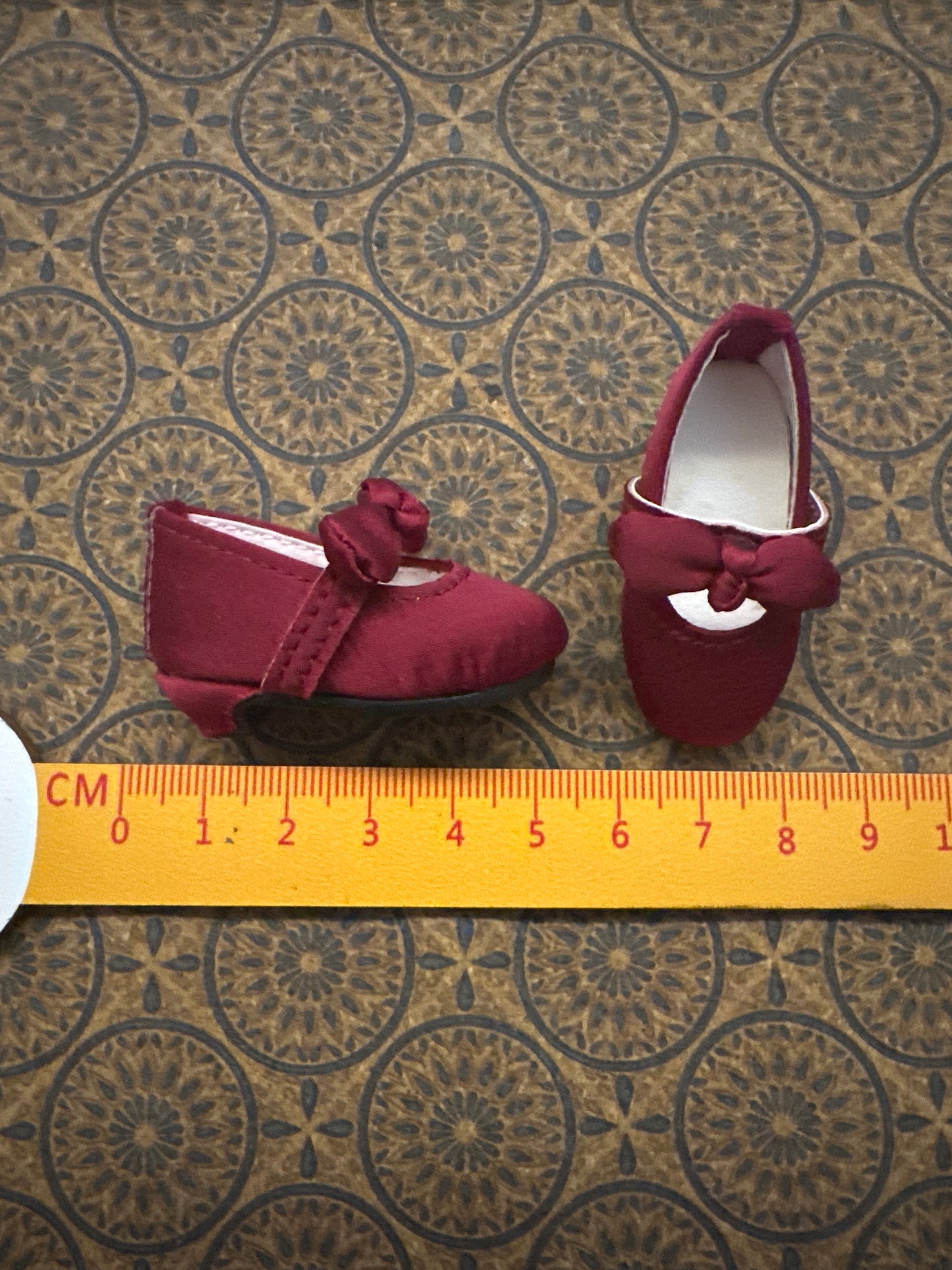 Lily minis-dollhouse miniature 6 Scale Doll shoes