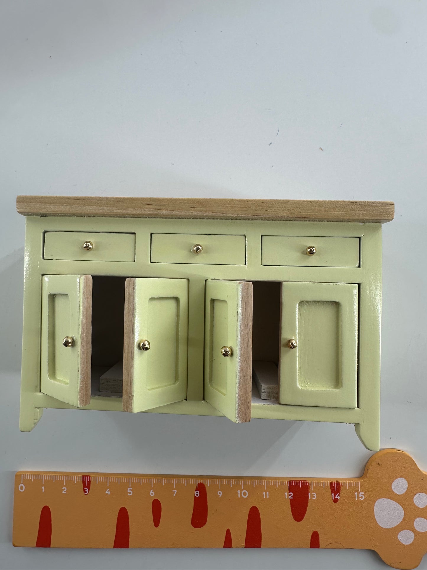 Lily minis-dollhouse Simulation Wooden Storage Cabinet