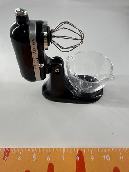Lily minis-dollhouse Metal black mixer