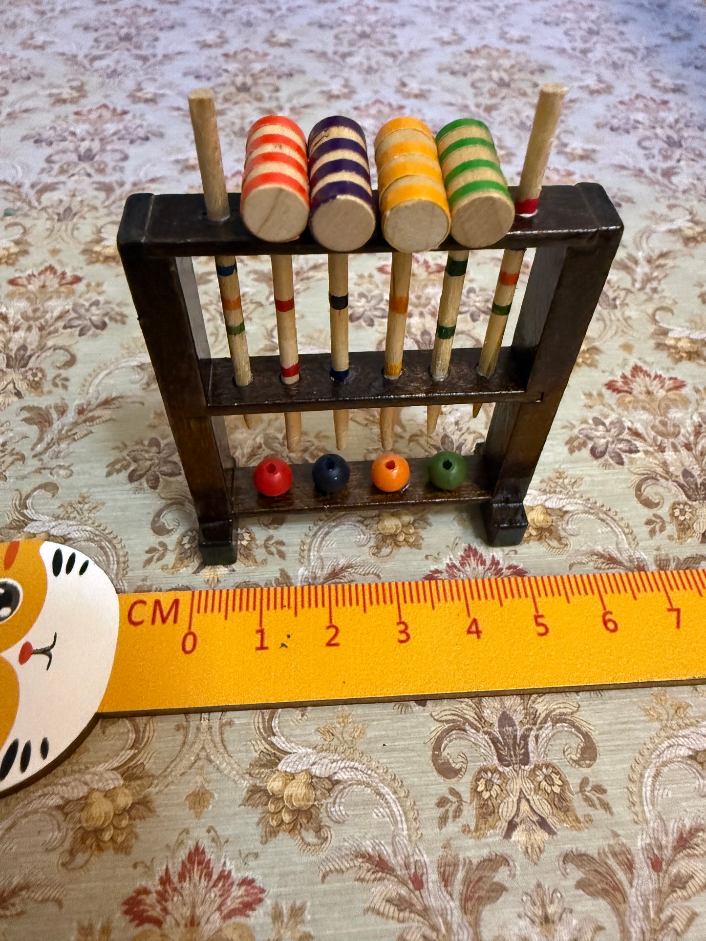 Lily minis-dollhouse miniature vintage wooden ball rack