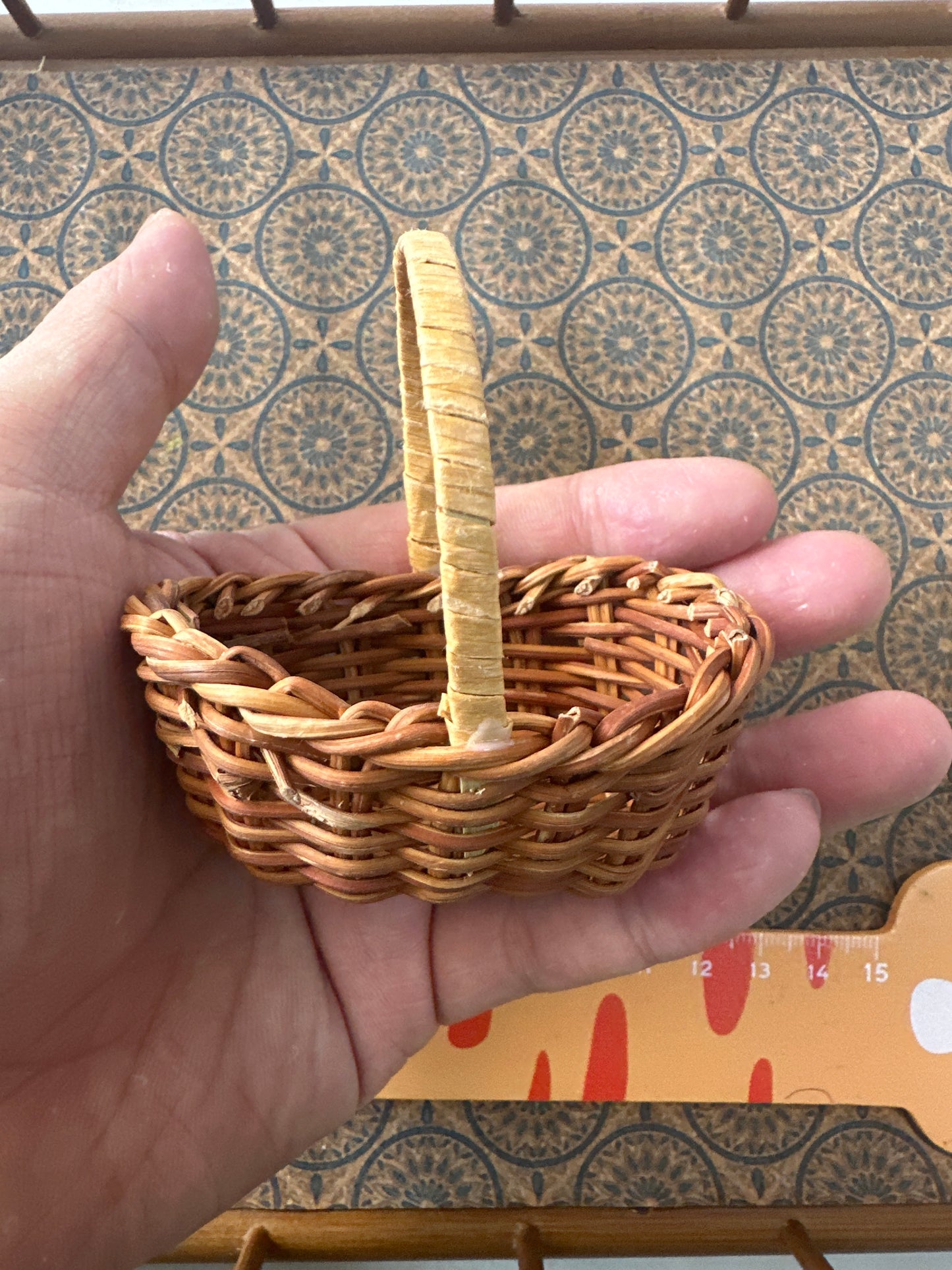 Lily minis-dollhouse miniature Basket