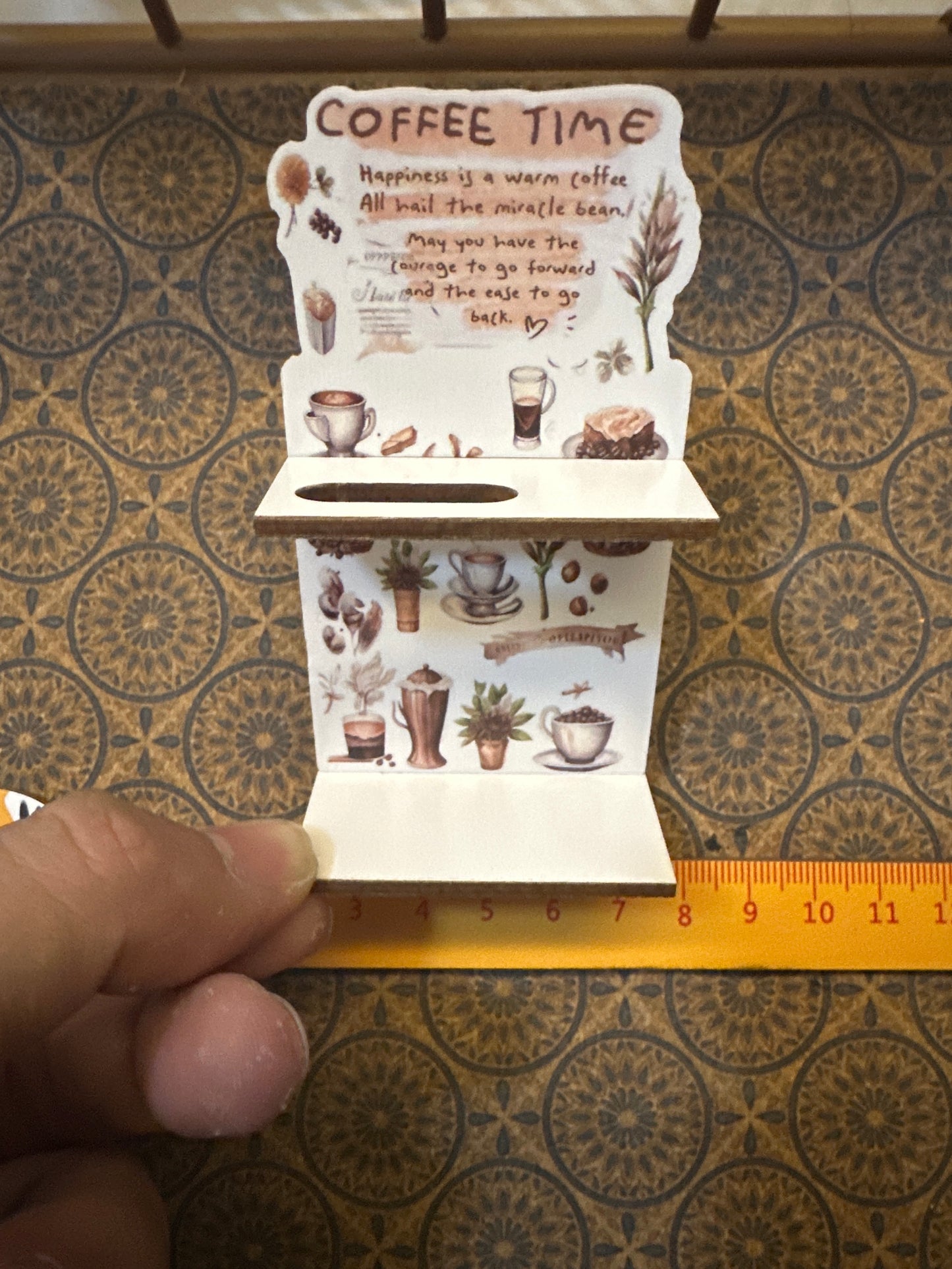 Lily minis-dollhouse miniature Coffee wooden rack