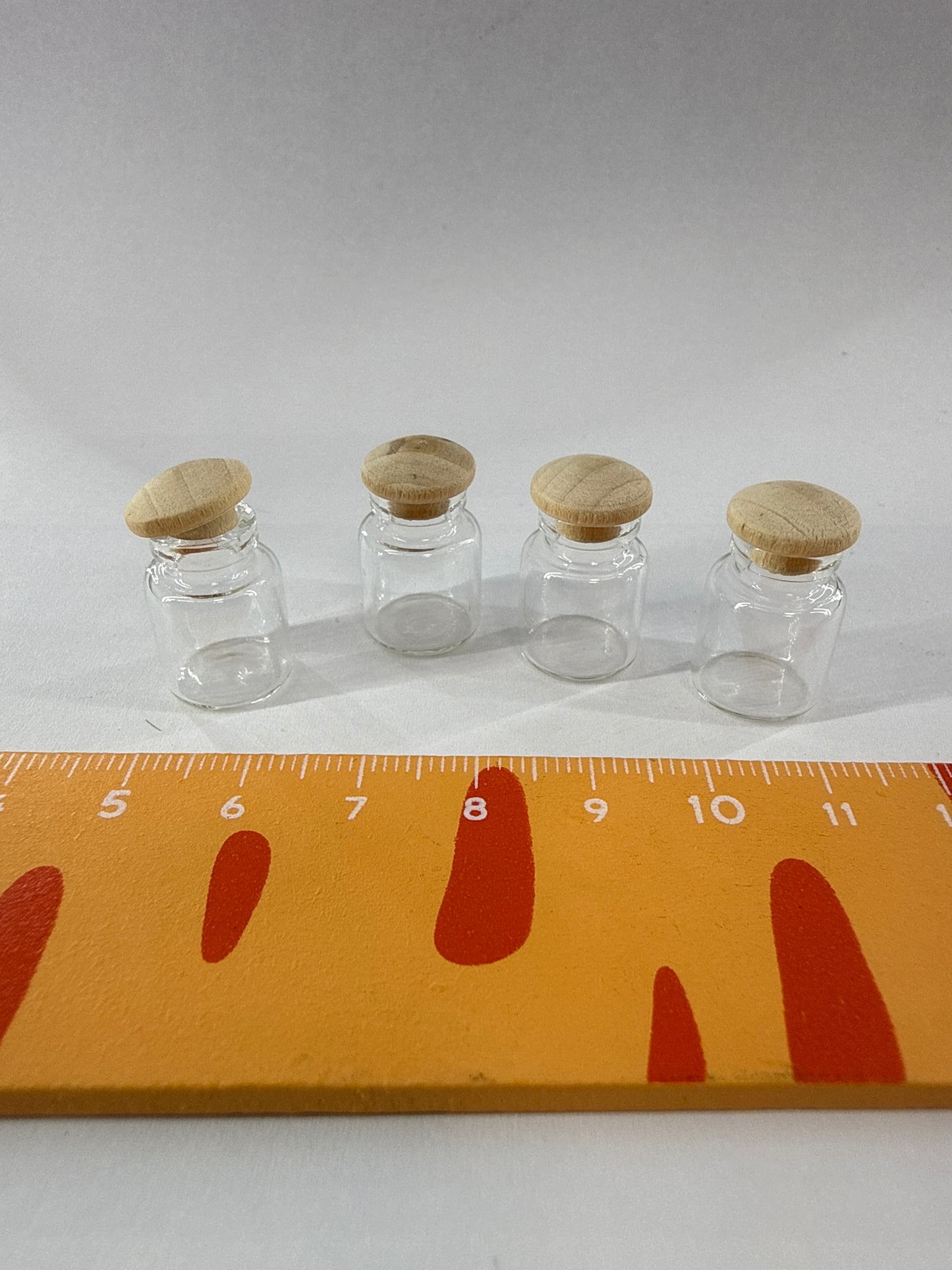 Lily minis-dollhouse Mini glass wooden candy jar 1pcs