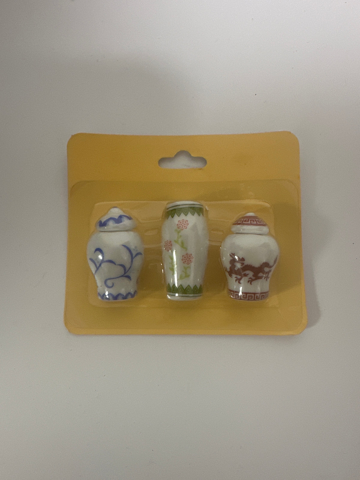 Lily minis-dollhouse miniature Ceramics set