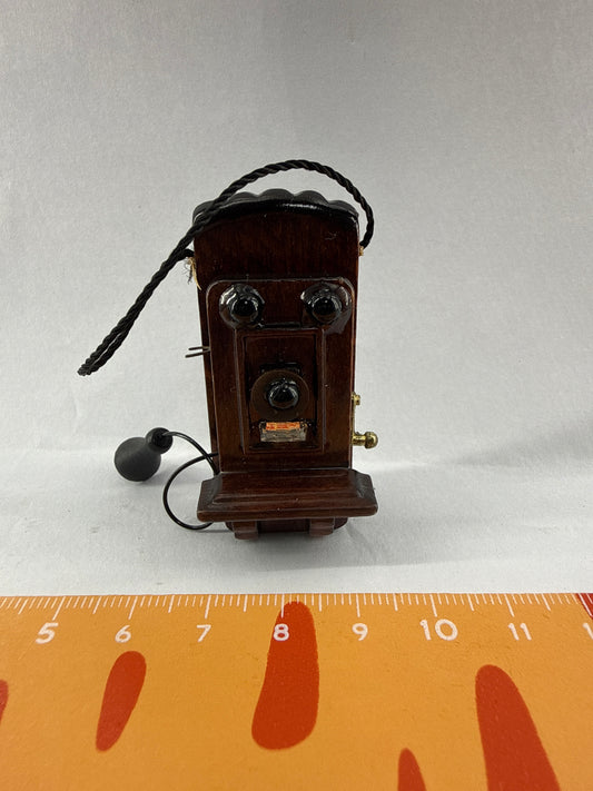 Lily minis-dollhouse Wall-mounted telephone