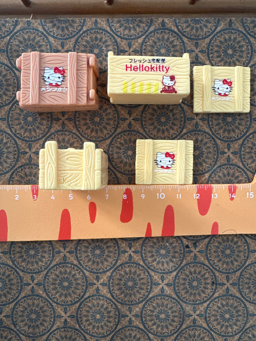 Lily minis-dollhouse miniature HK storage box