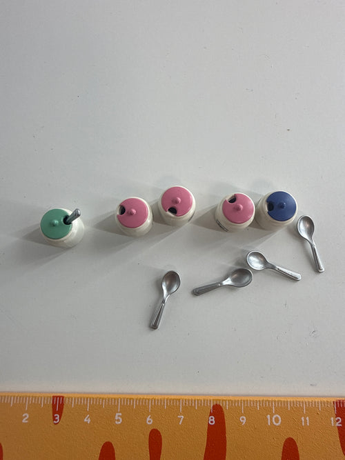 Lily minis-dollhouse Glass Random styles