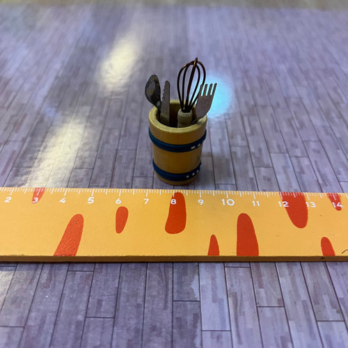 Lily minis-dollhouse miniature kitchen utensil sets