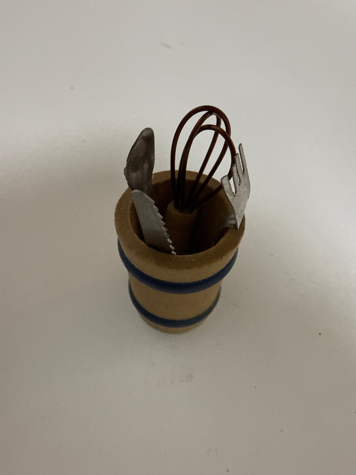 Lily minis-dollhouse Kitchen utensils