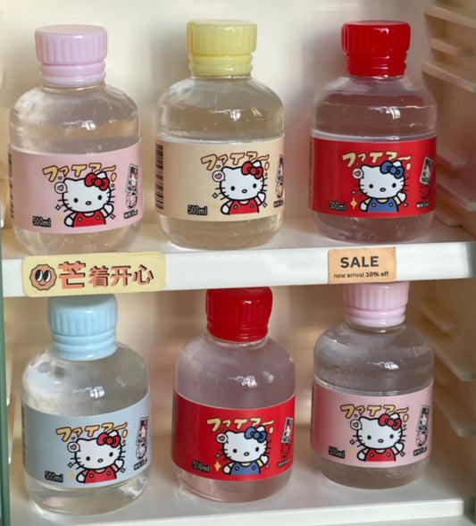 Lily minis-dollhouse miniature HK bottles 4 pcs