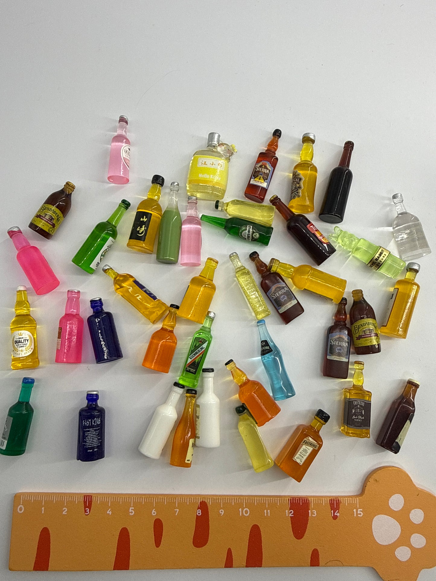 Lily minis-dollhouse Wine bottles 40pcs random styles