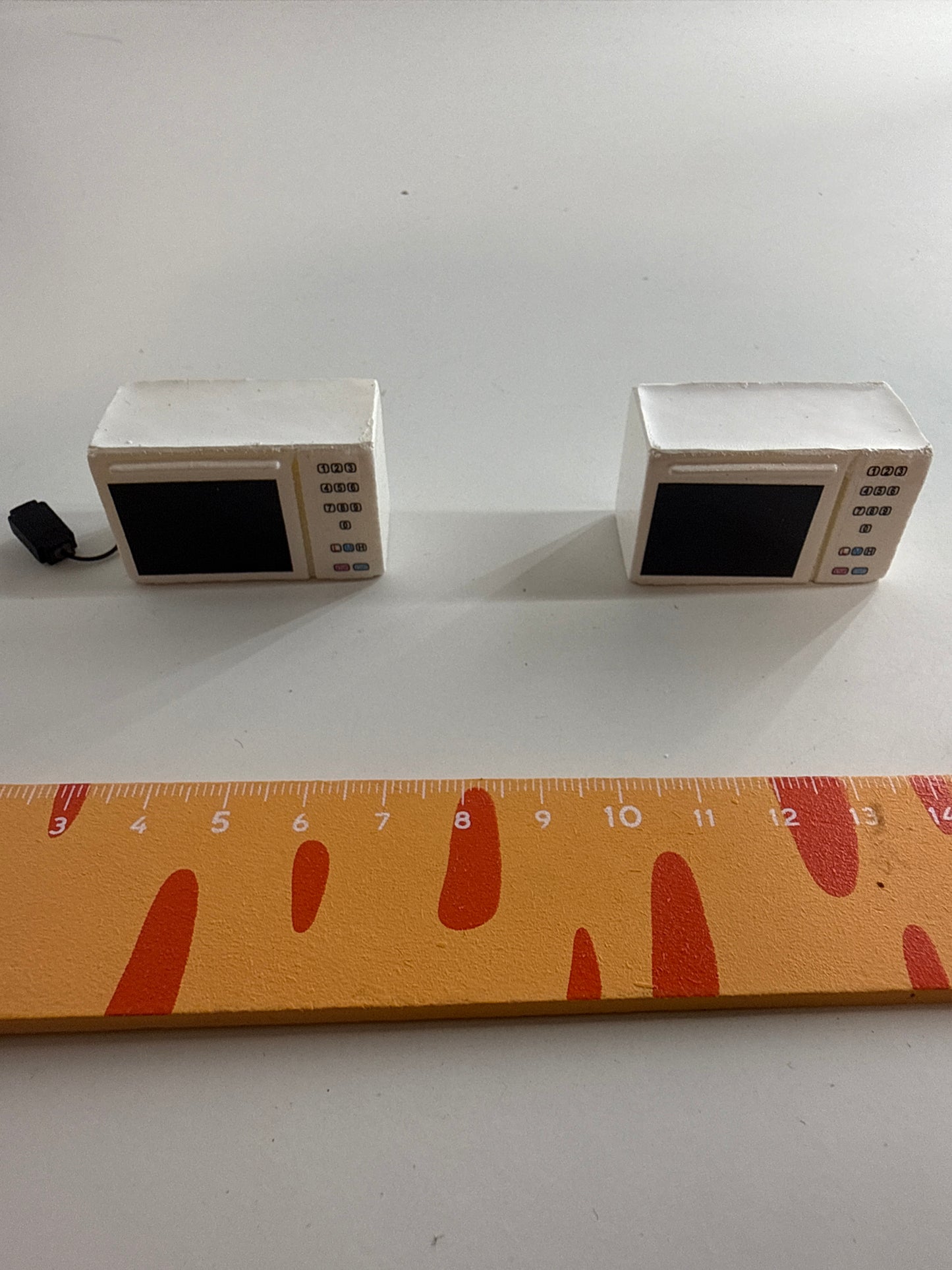 Lily minis-dollhouse White microwave oven 1pcs