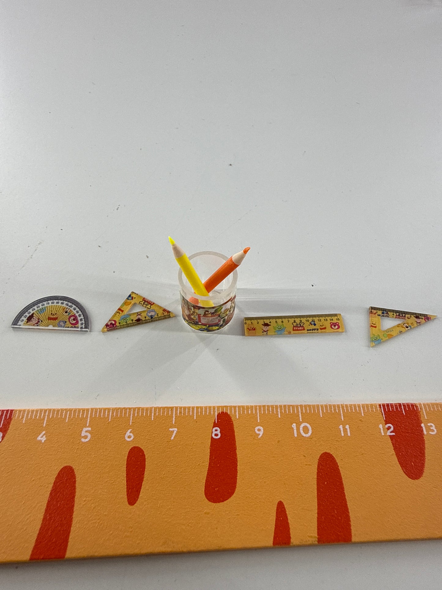 Lily minis-dollhouse Drawing set