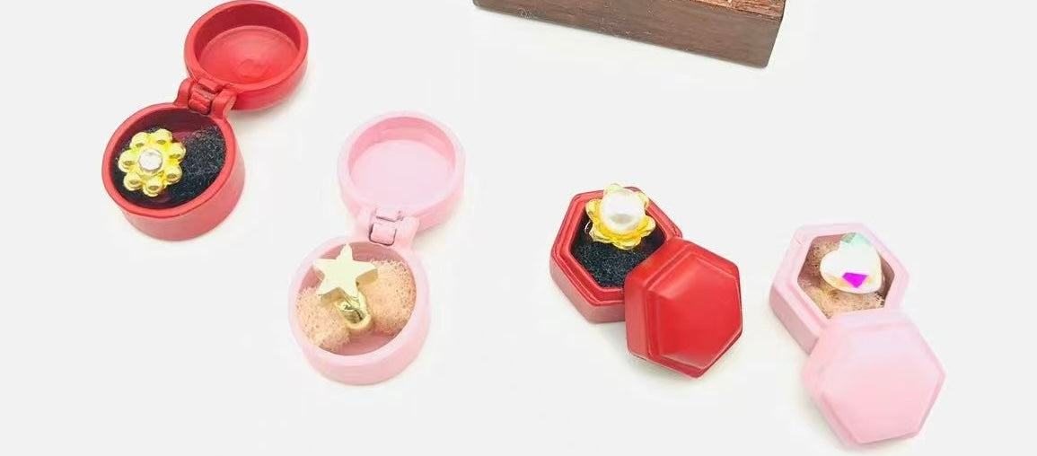 Lily minis-dollhouse miniature jewelry box （only box）