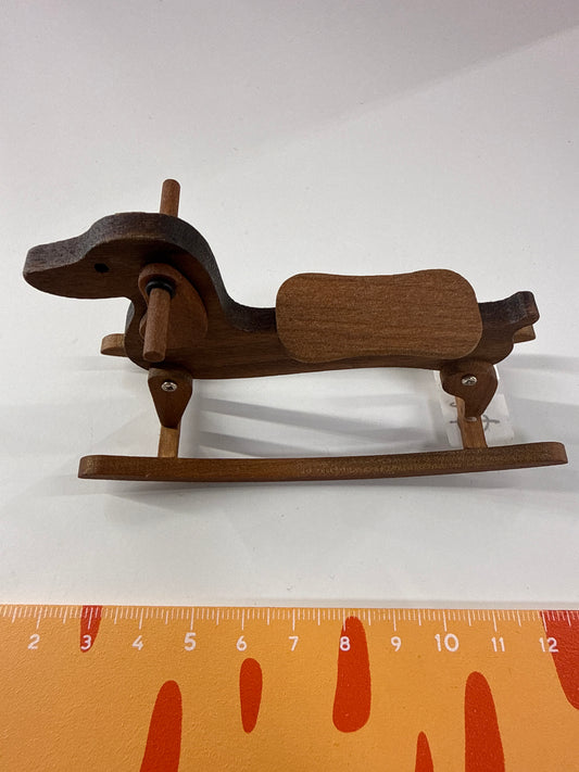 Lily minis-dollhouse Dachshund Trojan horse