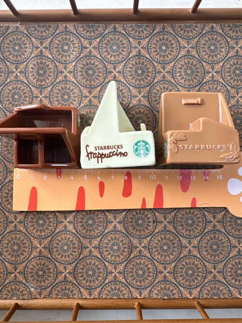 Lily minis-dollhouse miniature  SB Dinner plate Random color