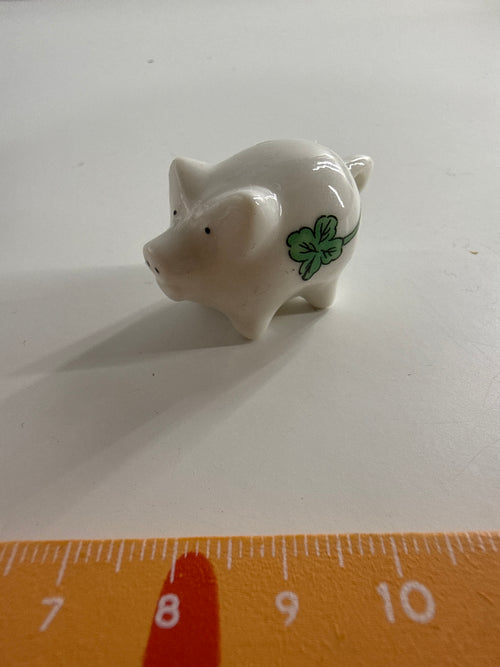 Lily minis-dollhouse Ceramic pig