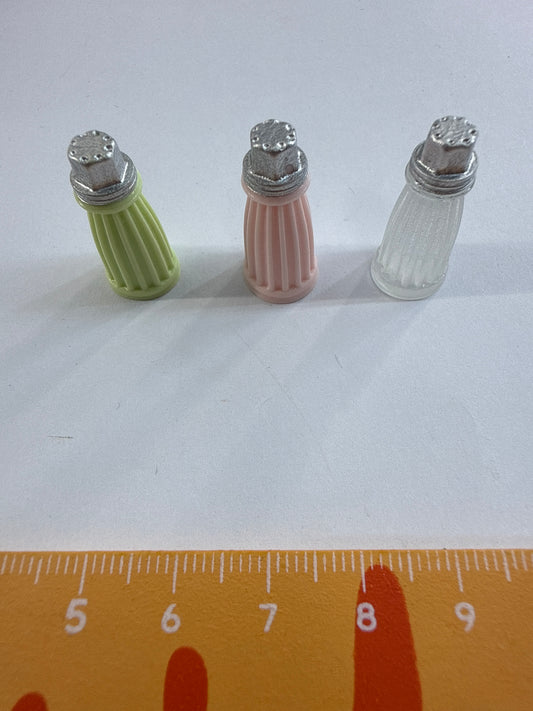 Lily minis-dollhouse Cruet 3pcs Random styles