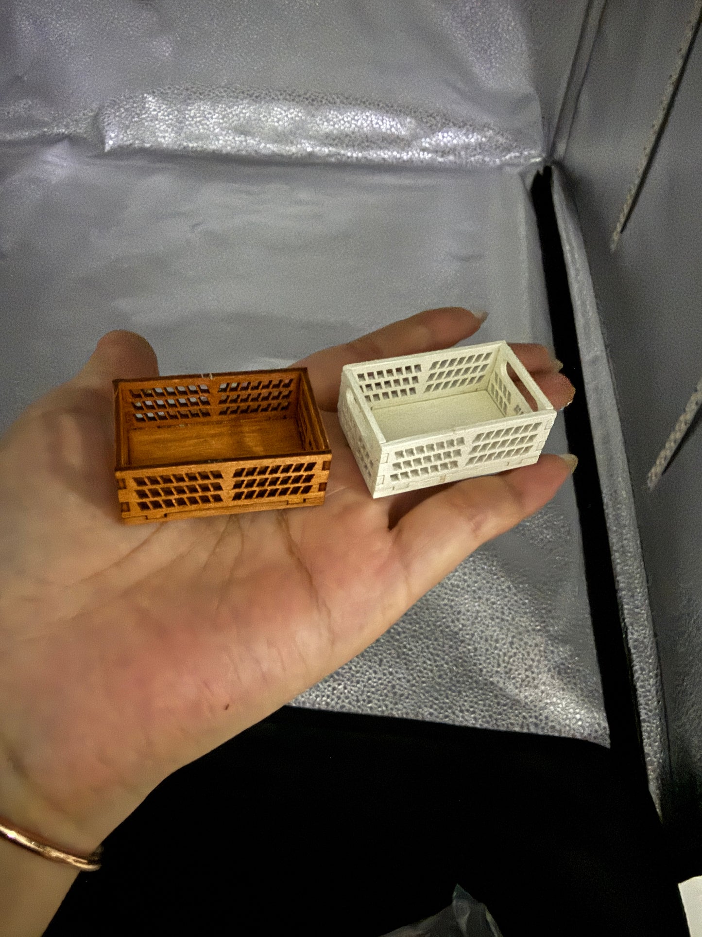 Lily minis-dollhouse miniature wooden shelf